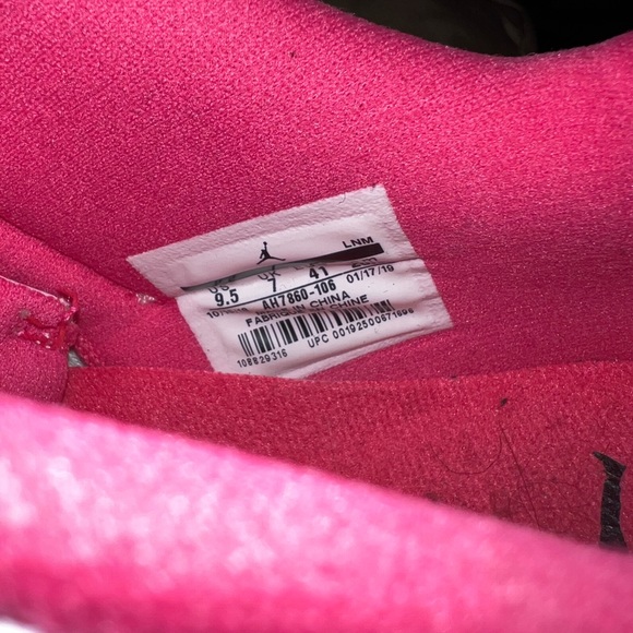 Jordan Pink Snake Skin - Picture 4 of 4